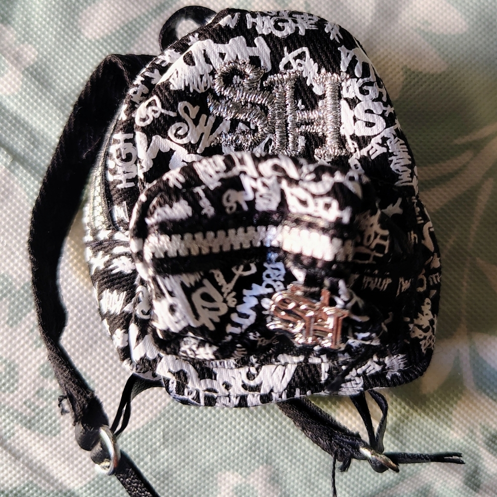 Rainbow High/Shadow High Backpack For Dolls